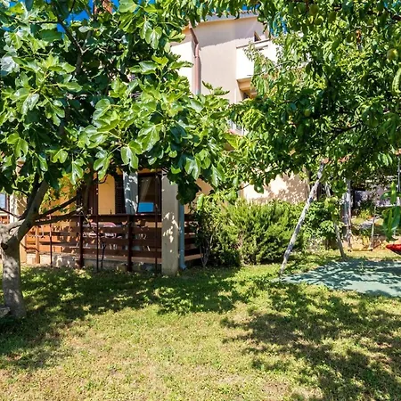 Apartament Fuer 5 Personen Ca 50 Qm In Njivice, Kvarner Bucht Krk
