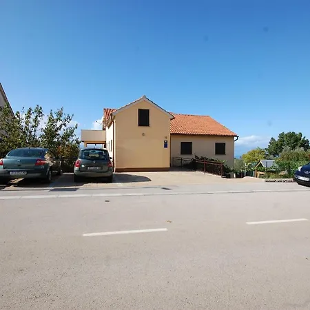 Fuer 5 Personen Ca 50 Qm In Njivice, Kvarner Bucht Krk Njivice