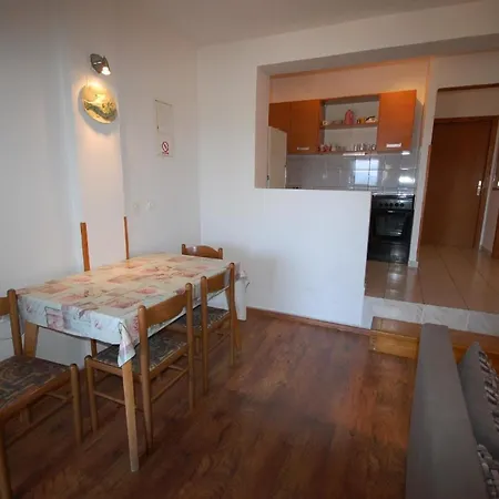 Fuer 5 Personen Ca 50 Qm In Njivice, Kvarner Bucht Krk