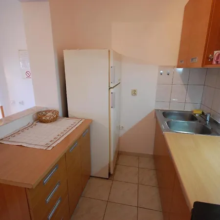 Fuer 5 Personen Ca 50 Qm In Njivice, Kvarner Bucht Krk *