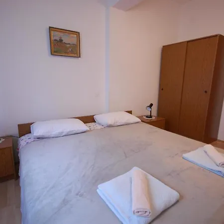 Fuer 5 Personen Ca 50 Qm In Njivice, Kvarner Bucht Krk Njivice