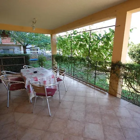 Fuer 5 Personen Ca 50 Qm In Njivice, Kvarner Bucht Krk Apartment