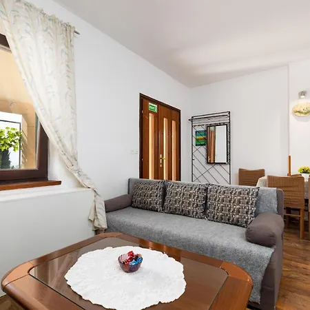 アパート Fuer 5 Personen Ca 50 Qm In Njivice, Kvarner Bucht Krk *