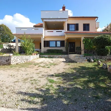 Apartment Fuer 5 Personen Ca 50 Qm In Njivice, Kvarner Bucht Krk