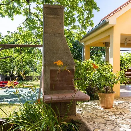 Fuer 5 Personen Ca 50 Qm In Njivice, Kvarner Bucht Krk Apartment *