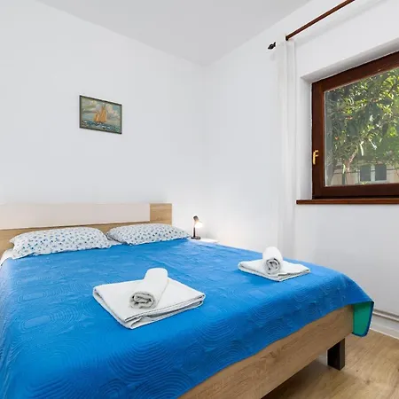 Fuer 5 Personen Ca 50 Qm In Njivice, Kvarner Bucht Krk *